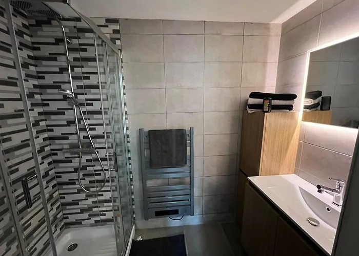 アパート Xxl 120m2 - 10 Couchages - 3ch - Centre - 2 Sdb-2 Wc - Parking Gratuit A 1 Minute